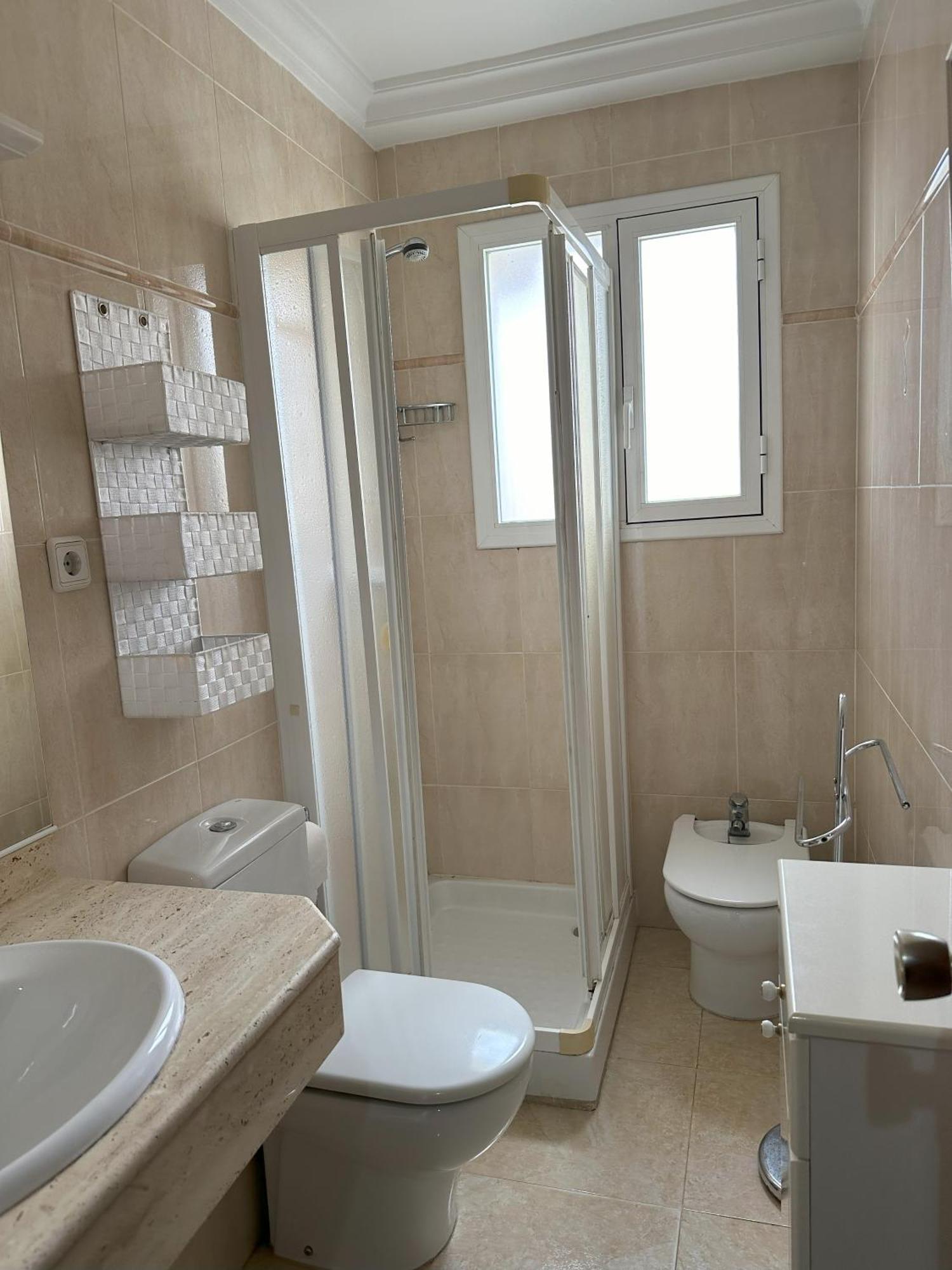 Seaview Es Apartment *